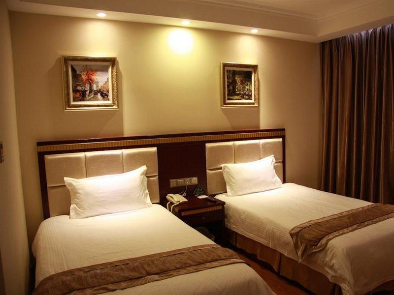 Greentree Inn Guangdong Shantou Chengjiang Road Business Hotel Dış mekan fotoğraf