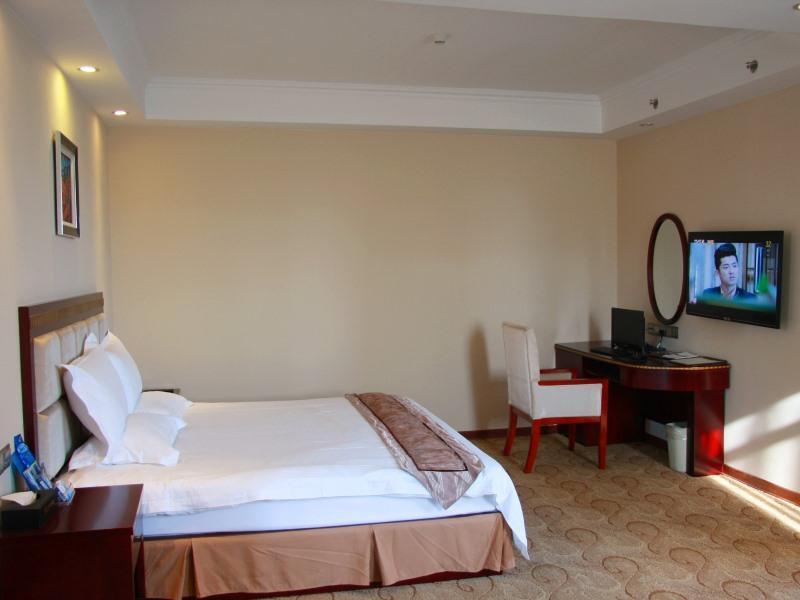 Greentree Inn Guangdong Shantou Chengjiang Road Business Hotel Dış mekan fotoğraf